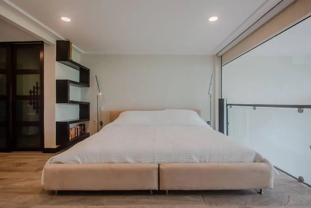Location- 3-Bdr Penth-150 Mbps- Pool- Priv Rooftop Playa del Carmen Apartment