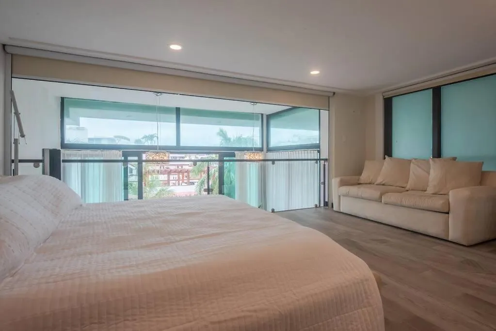 Lägenhet Location- 3-Bdr Penth-150 Mbps- Pool- Priv Rooftop Playa del Carmen