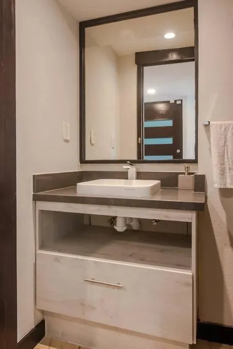 Lägenhet Location- 3-Bdr Penth-150 Mbps- Pool- Priv Rooftop Playa del Carmen