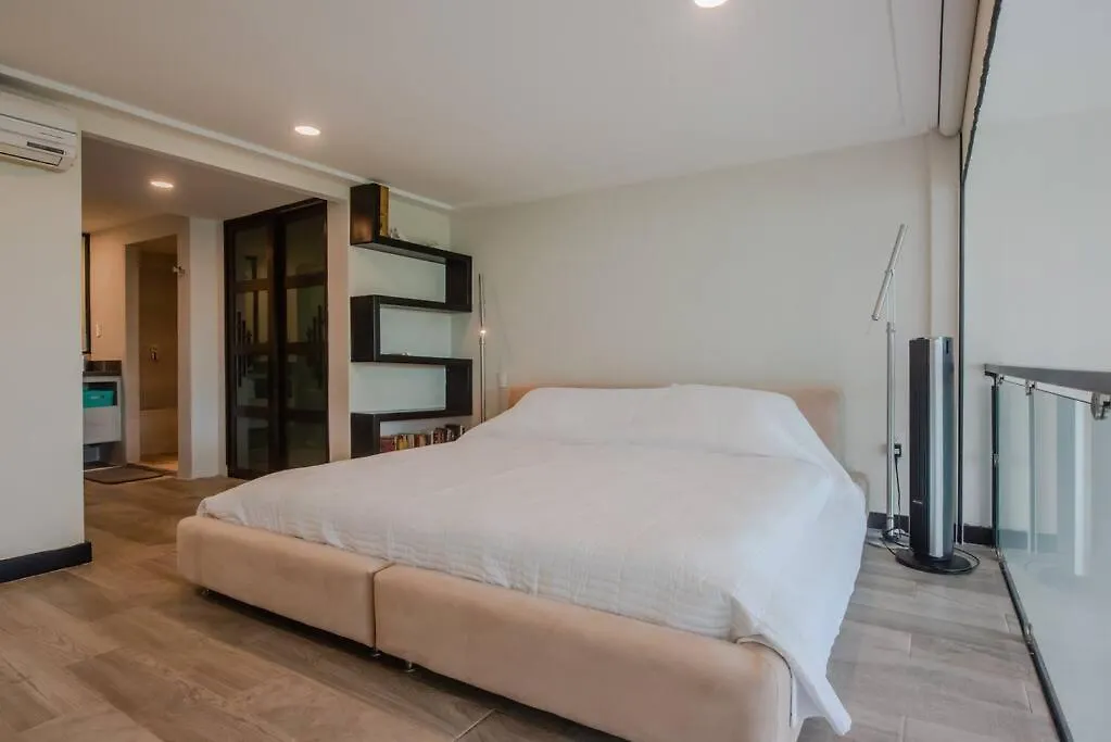 Lägenhet Location- 3-Bdr Penth-150 Mbps- Pool- Priv Rooftop Playa del Carmen Mexiko